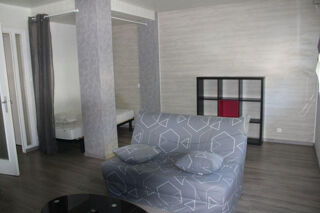  Appartement à louer 2 pièces 40 m²