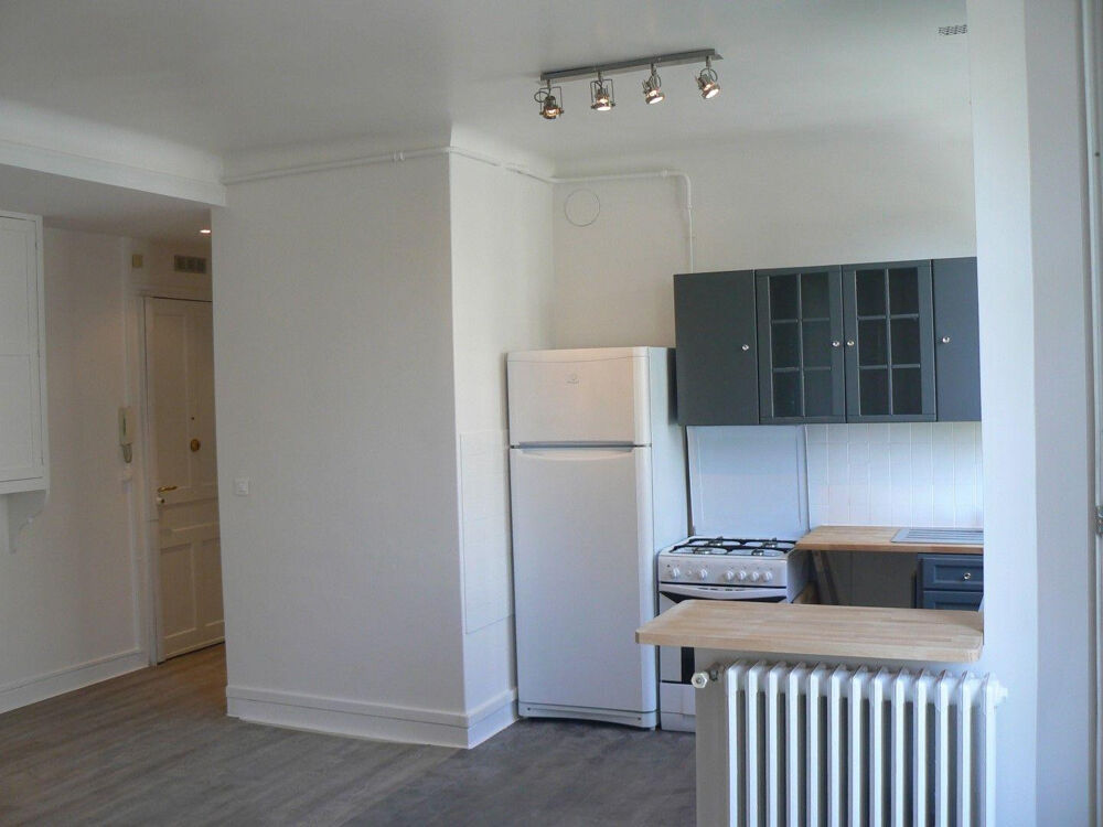 Grand 2 pièces de 50 m² lumineux & parfait état