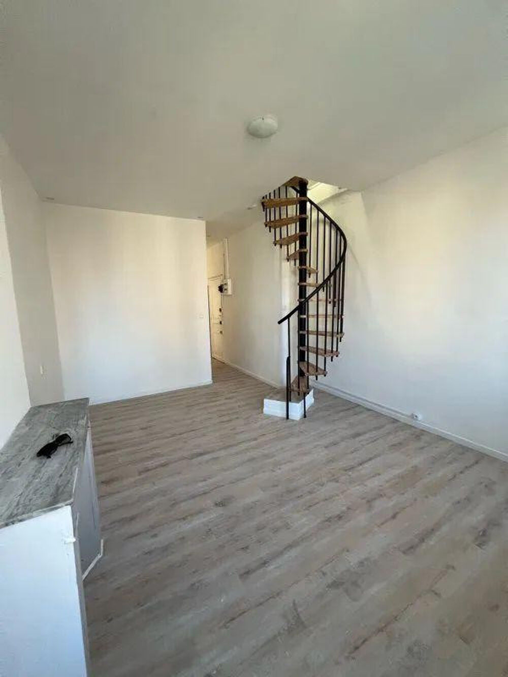 Location Appartement Joli 3P 78m² duplex spacieux et très lumineux Marseille 14