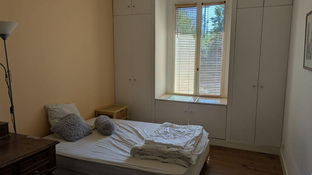 Colocation (2 chambres) - rdc maison de caractère