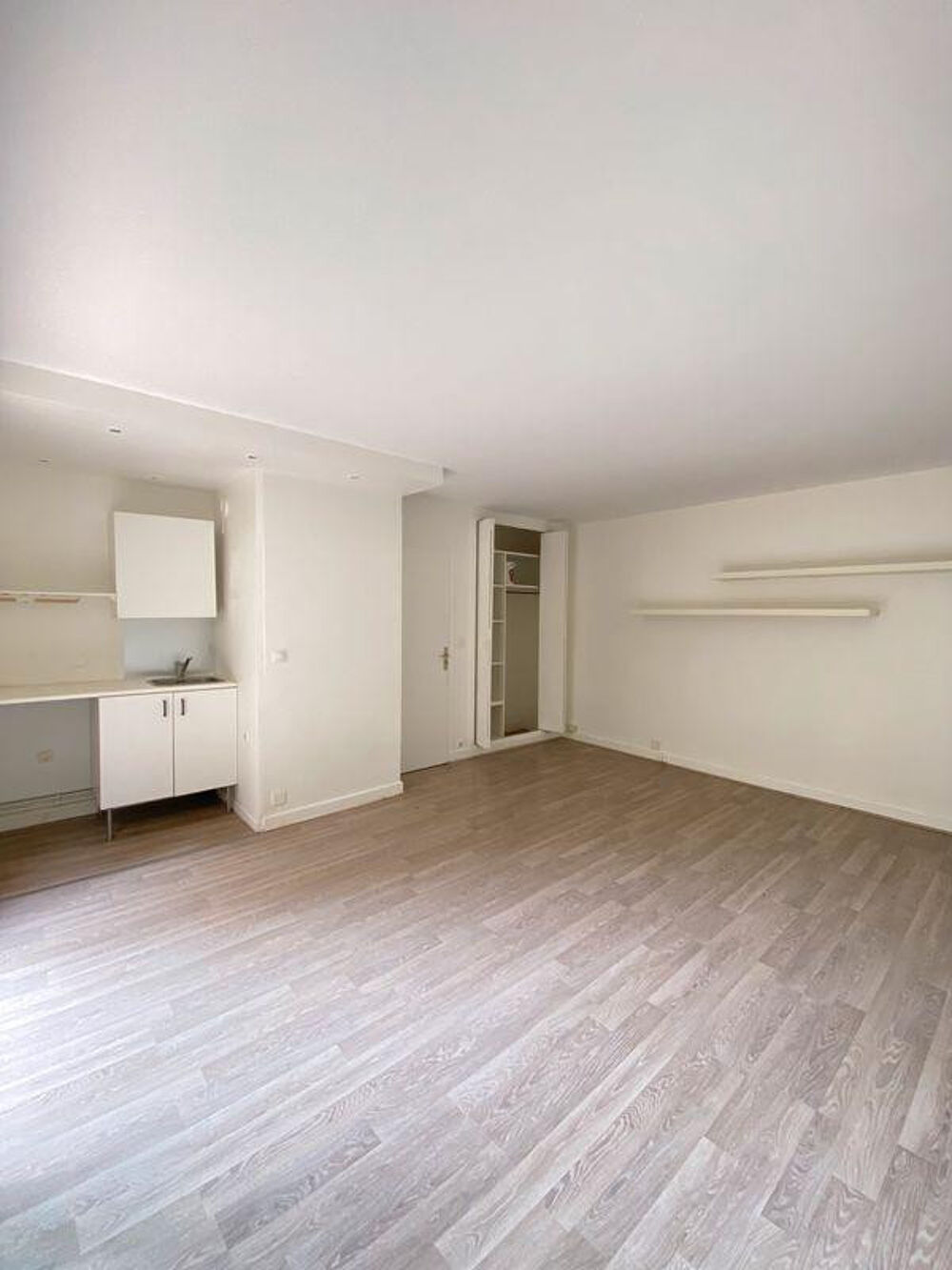 Location Appartement Studio Paris 15ème avec terrasse et jardin Paris 15