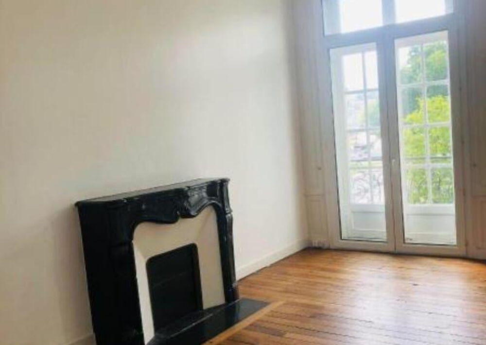 Location Appartement Beau 3P 95m² de caractère Nantes