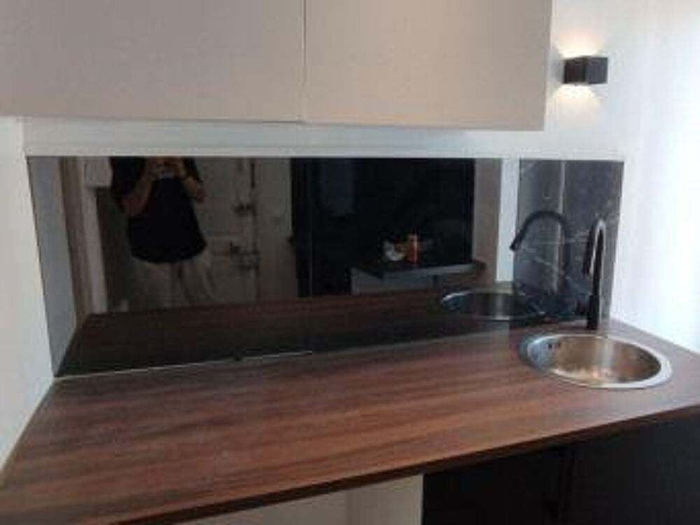 Location Appartement Studio refait à neuf 22m² Corbeil-essonnes