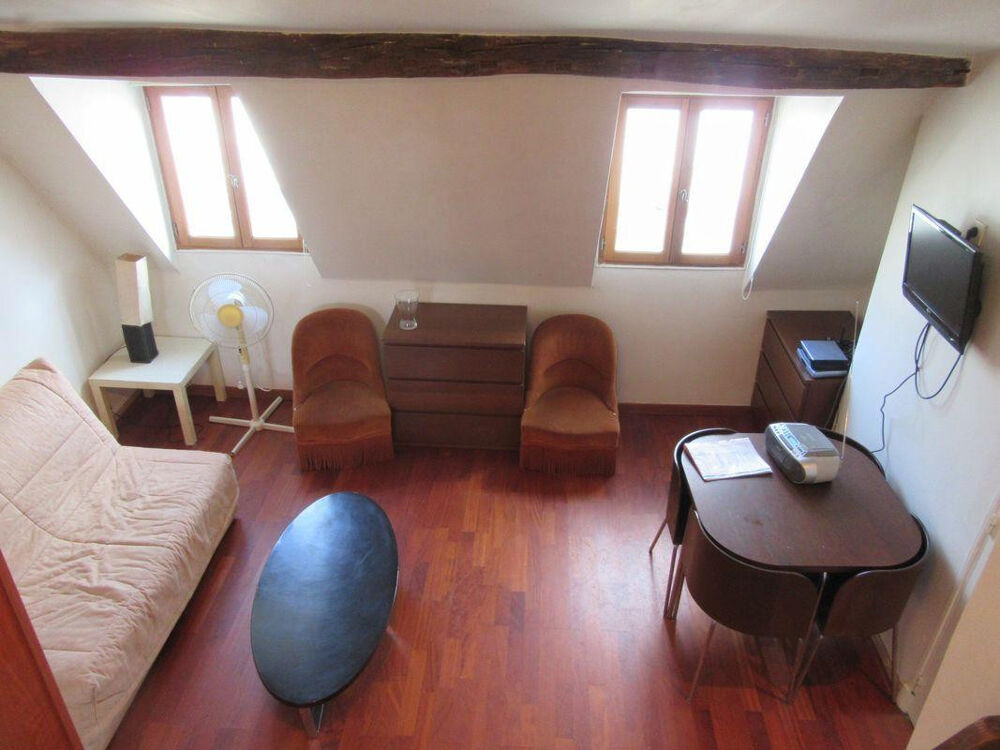 Location Appartement Rond-Point des CHAMPS-ELYSÉES STUDIO Paris 8