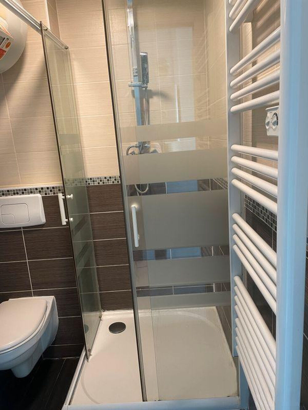 Location Appartement Studio très lumineux 19m² Barrière d'Arès Bordeaux