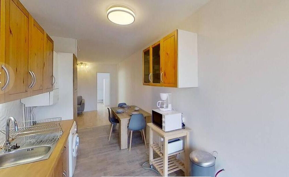 Location Appartement 3 chambres dispo dans belle coloc rénovée Lyon 8