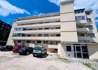  Appartement à louer 1 pièce 75 m²