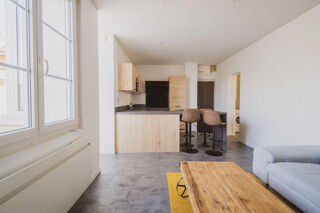  Appartement à louer 2 pièces 42 m²
