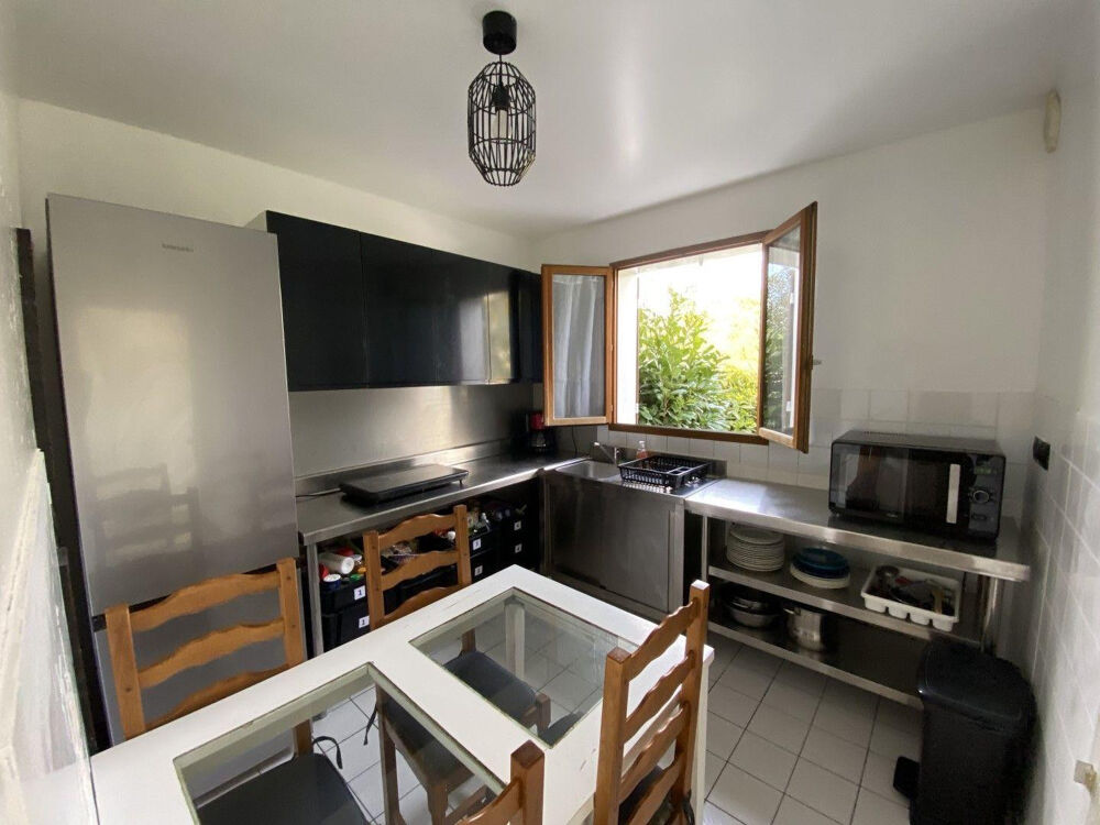 Location Appartement Maison 2 étages meublée à louer Stains