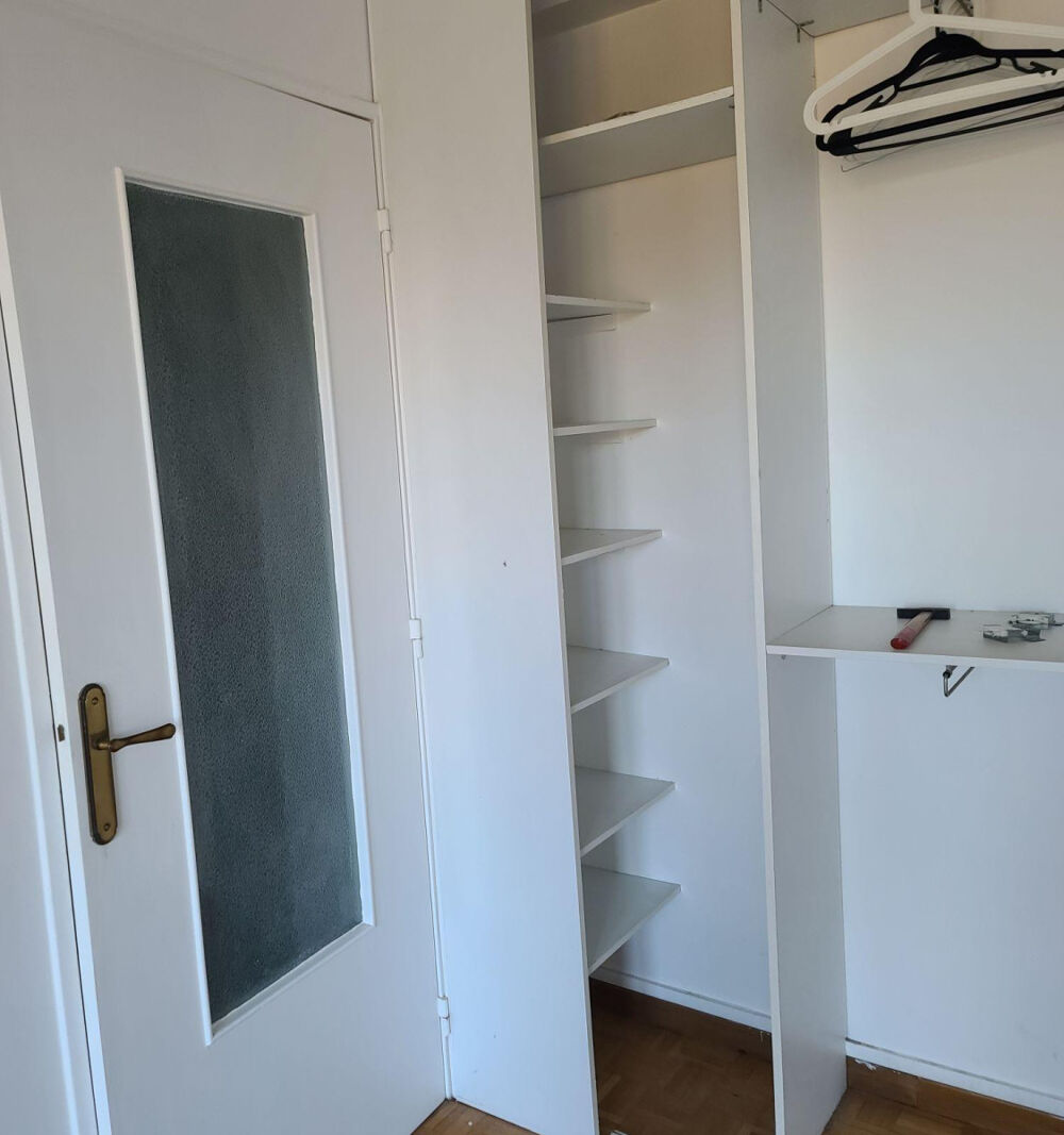 Location Appartement Studio 32 m2 avec balcon sans vis-à-vis Saint-maur-des-fossés