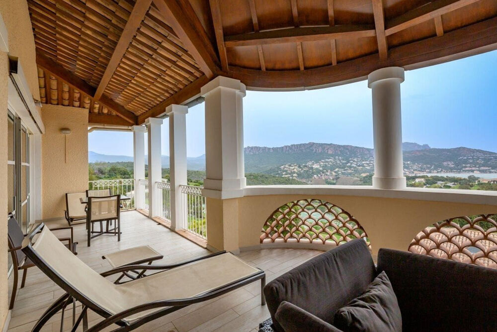 Location Appartement Beau 4 pieces meublé à Cap Esterel à louer Saint-raphaël