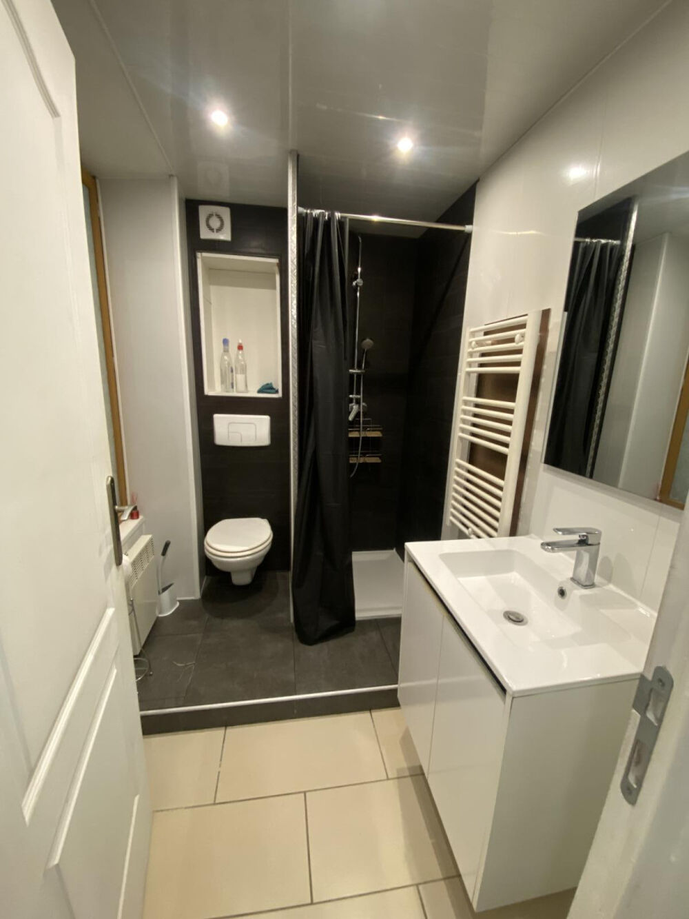 Location Appartement Studio dans maison de ville Neuville-sur-oise