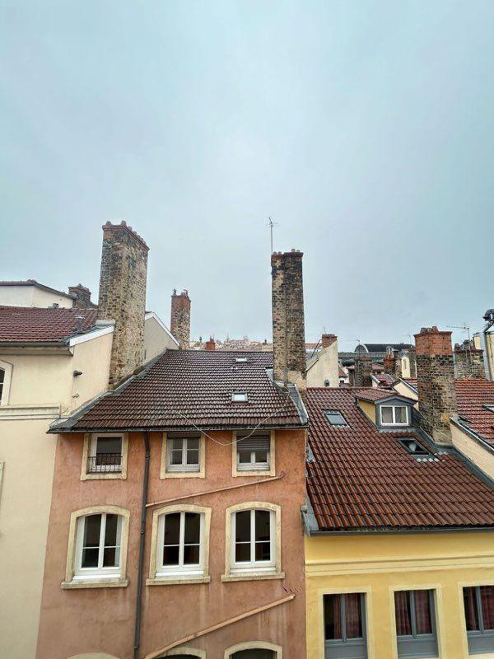 Location Appartement Beau Studio Meublé métro Cordeliers Lyon 2