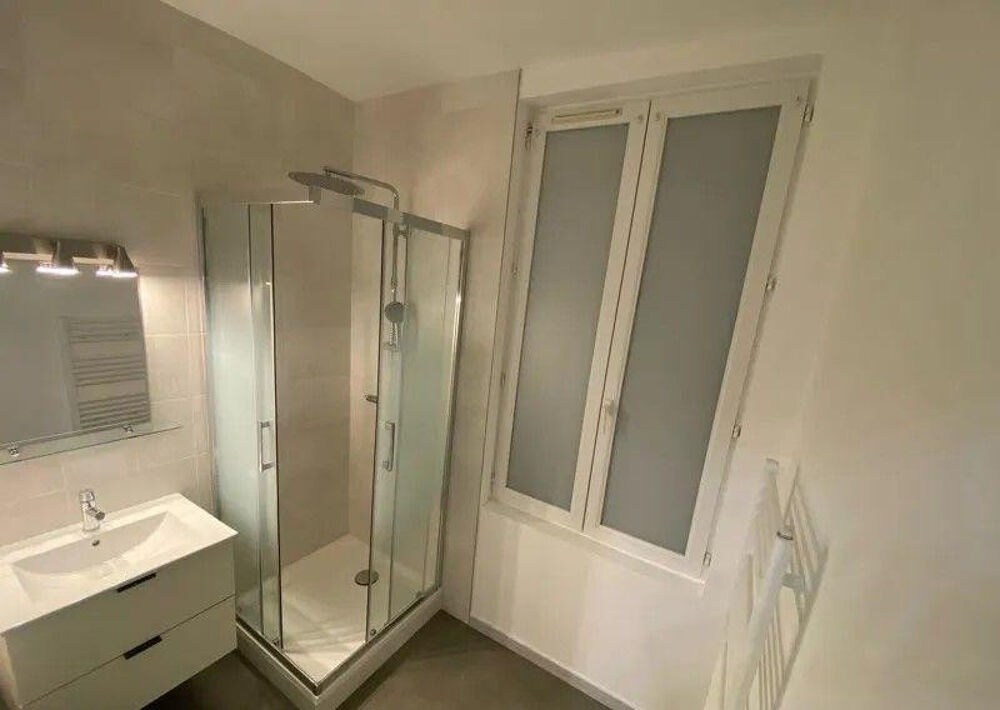 Location Appartement Beau T1Bis meublé 26m² récemment rénové Reims