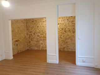  Appartement à louer 1 pièce 30 m²