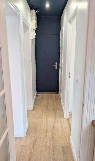  Appartement à louer 2 pièces 45 m²