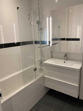 Appartement à louer 2 pièces 40 m²