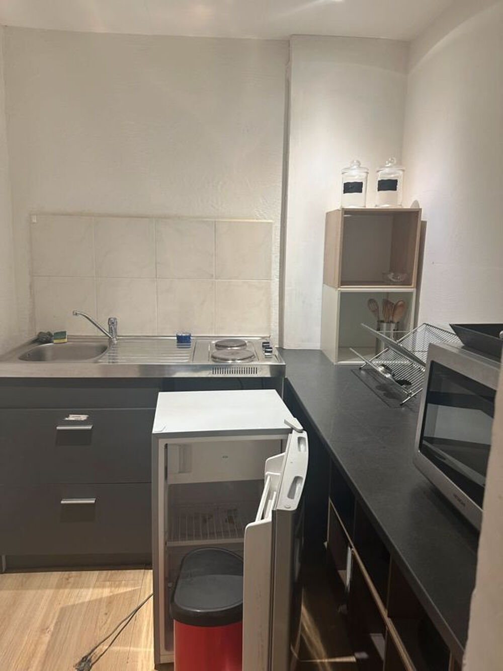 Location Appartement Beau T2 meublé 44m² Aix centre Aix-en-provence