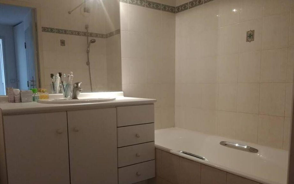 Location Appartement Location meublée appartement 3 pièces 55 m² Aix-en-provence