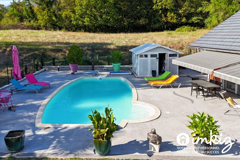 Vente Maison Maison familiale 224 m² avec piscine chauffée Challes-les-eaux