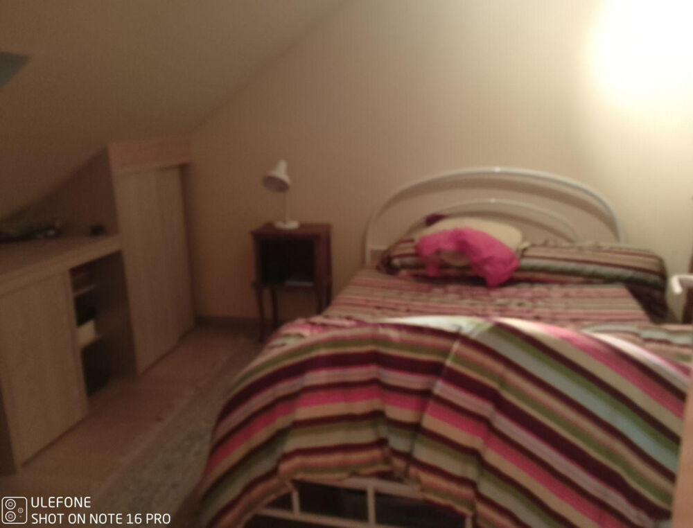 Location Appartement Chambre à louer dans maison individuelle Saint-martin-des-monts