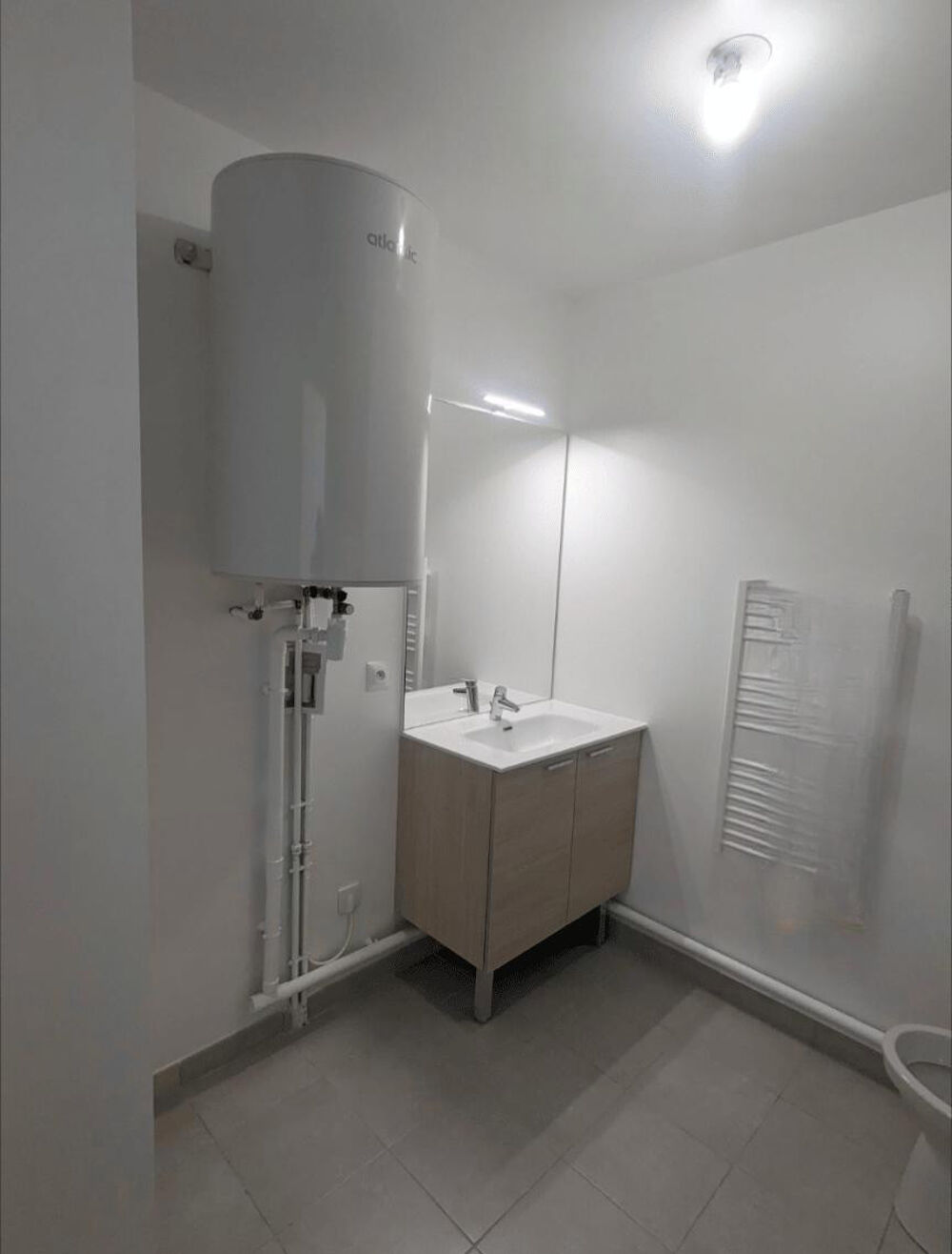 Location Appartement Studio Neuf et Lumineux – Melun Melun