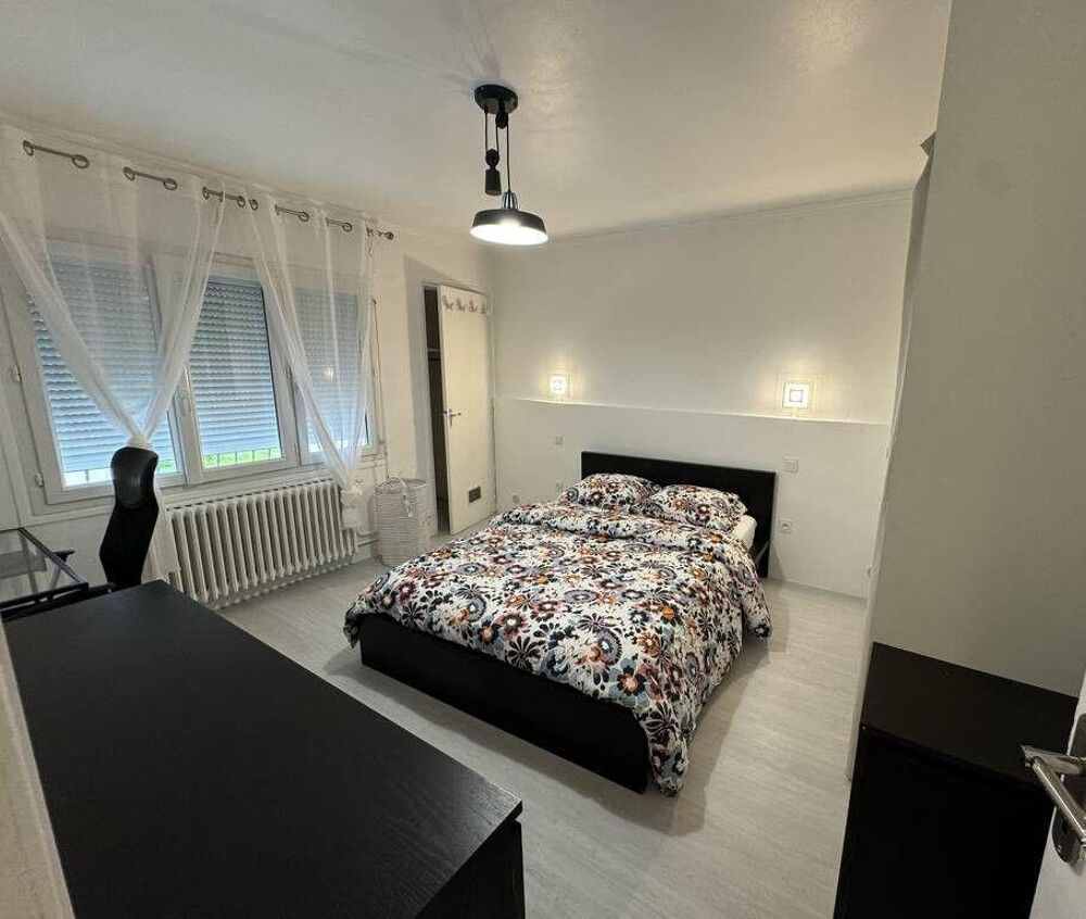 Location Appartement Belle chambre meublée 14m² dans maison 150m² Corbeil-essonnes