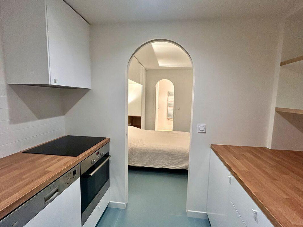 Location Appartement Beau Studio / 2P meublé 35m² + jardin  Neuilly Neuilly-sur-seine