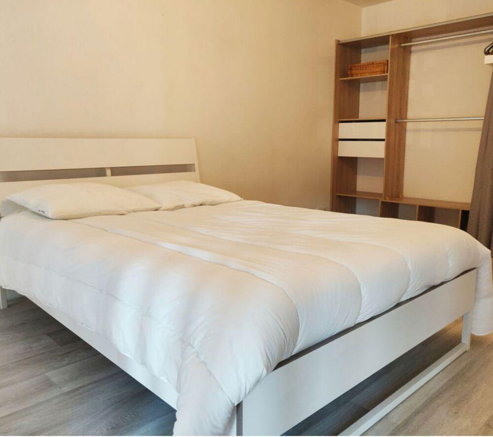 Location Appartement Loue Duplex Meublé Rue des Stations et Garage Ferm Lille