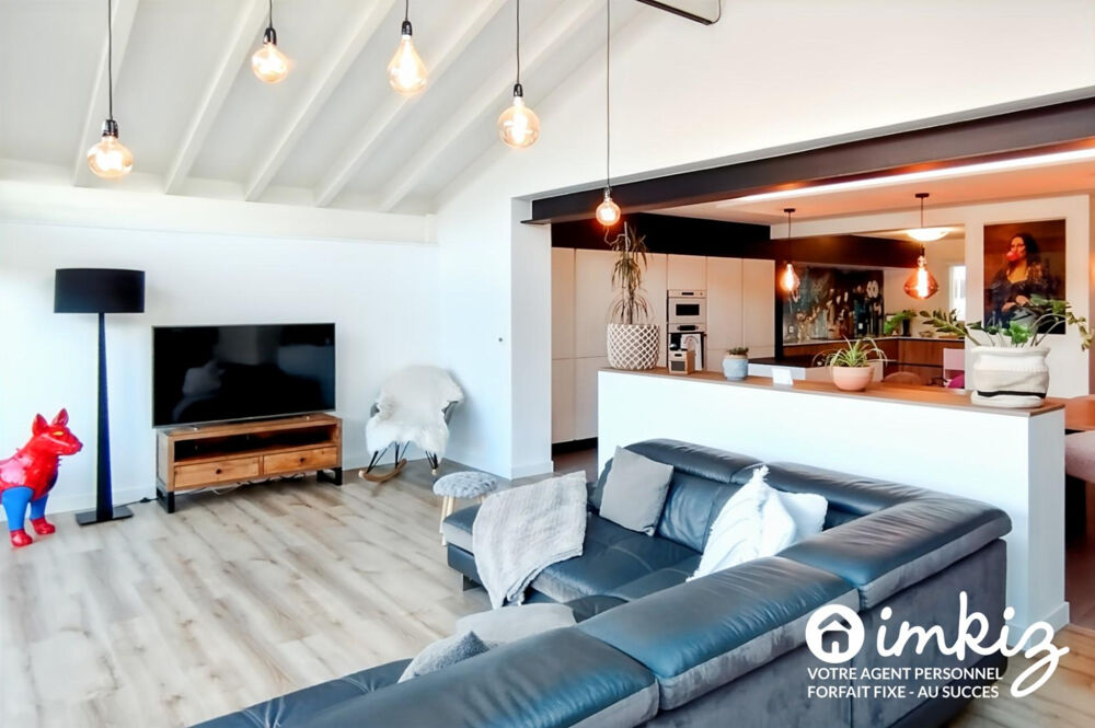 Vente Maison Maison familiale avec piscine et beaux volumes Saint-pierre-de-chandieu