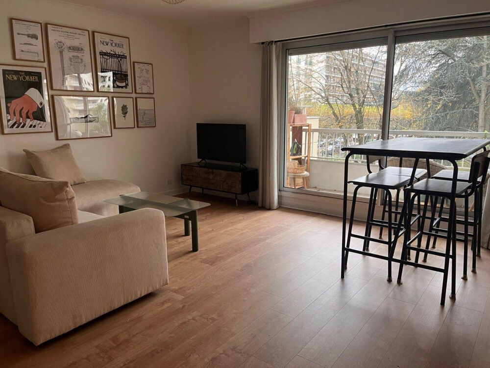Location Appartement Magnifique 2P meublé sans vis à vis à Courbevoie Courbevoie
