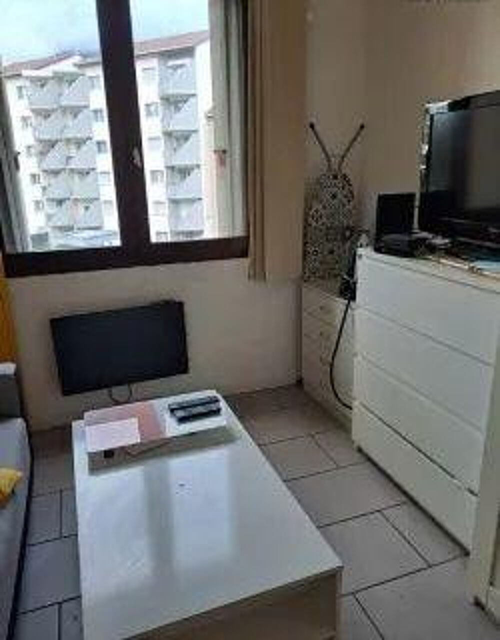 Location Appartement Beau studio meublé 19m² au calme Grenoble