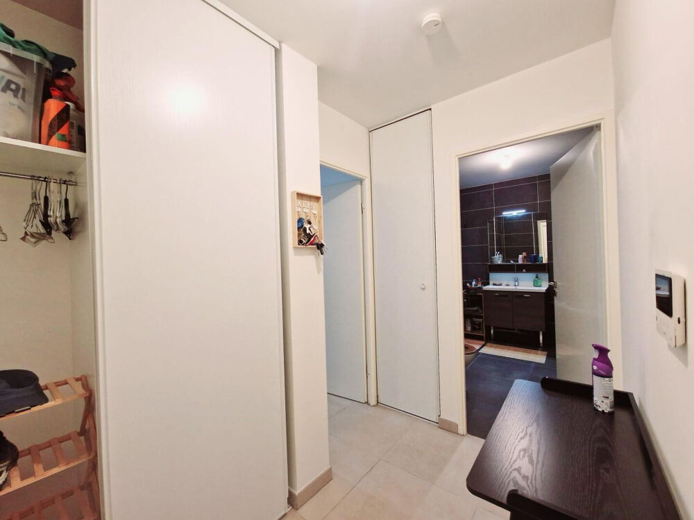 Location Appartement Beau 2P meublé 52m² récent avec terrasse Aubervilliers