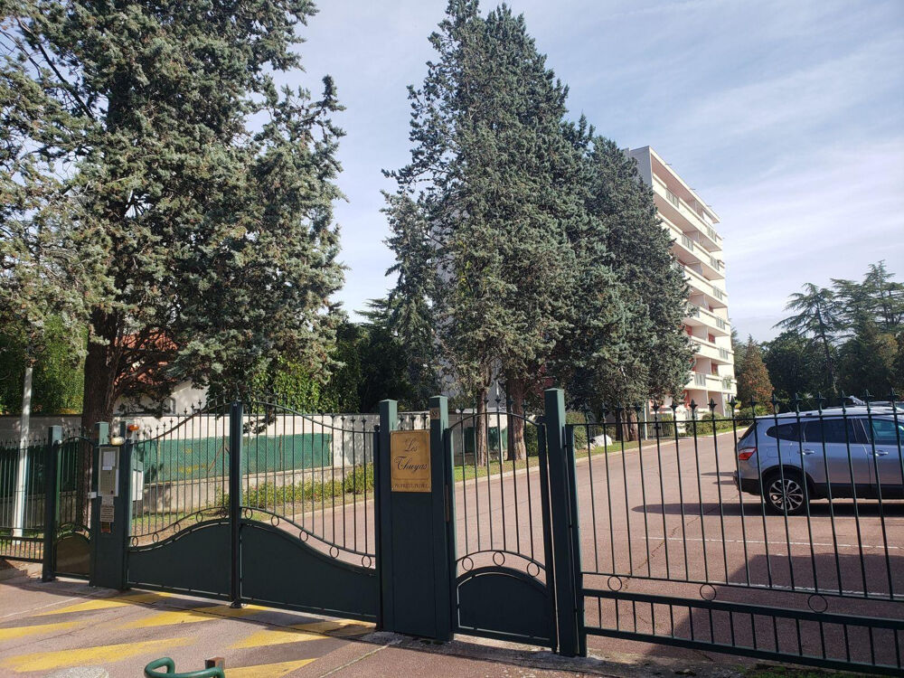 Location Appartement Grand T3/4 lumineux, calme meublé à louer Caluire-et-cuire