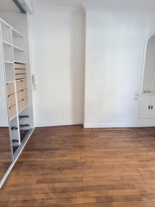  Appartement à louer 3 pièces 64 m²