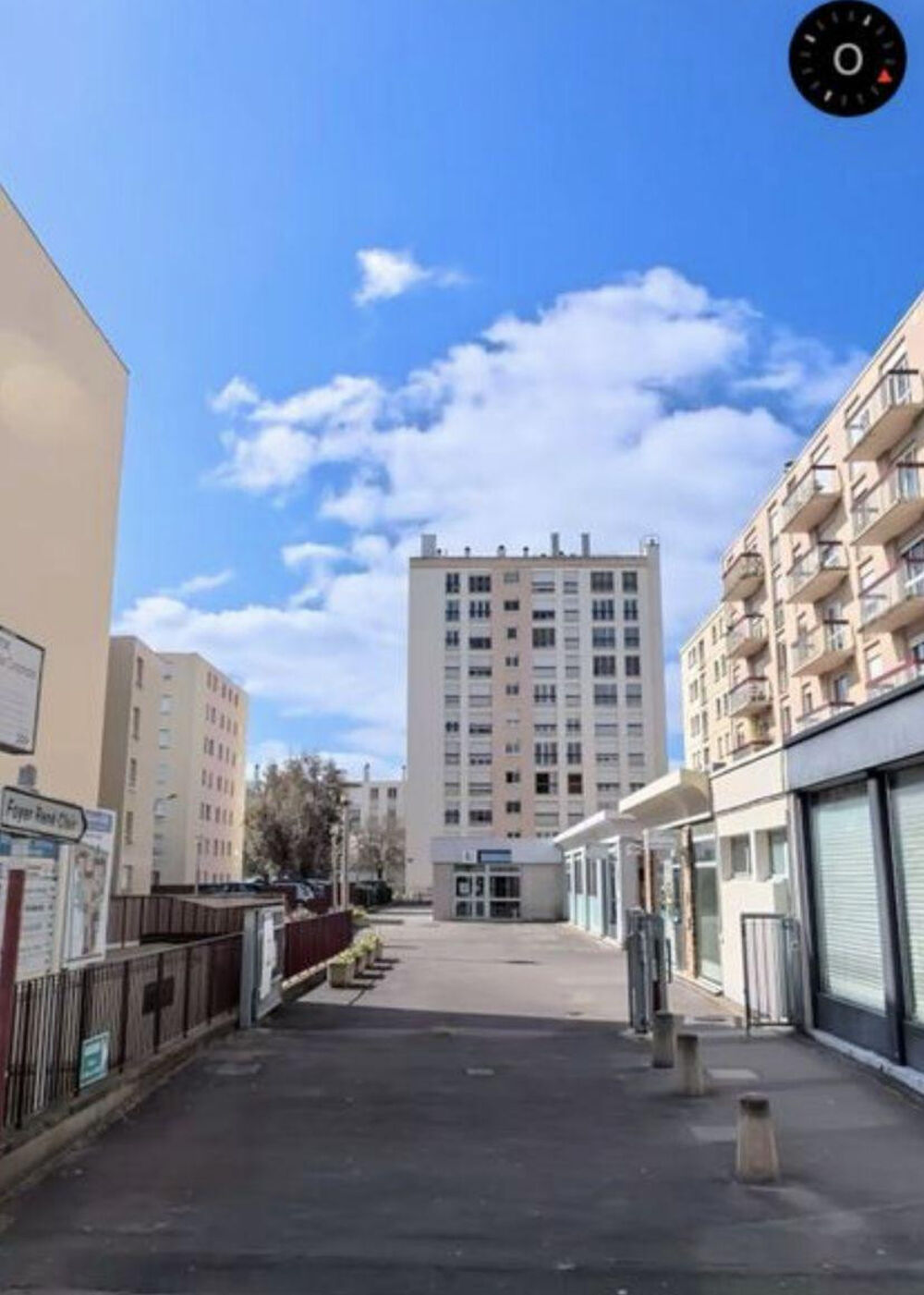 Location Appartement T1 28 m2 + Parking et cave privatifs, Centre Ville Le mans