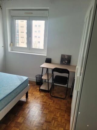  Appartement à louer 4 pièces 64 m²