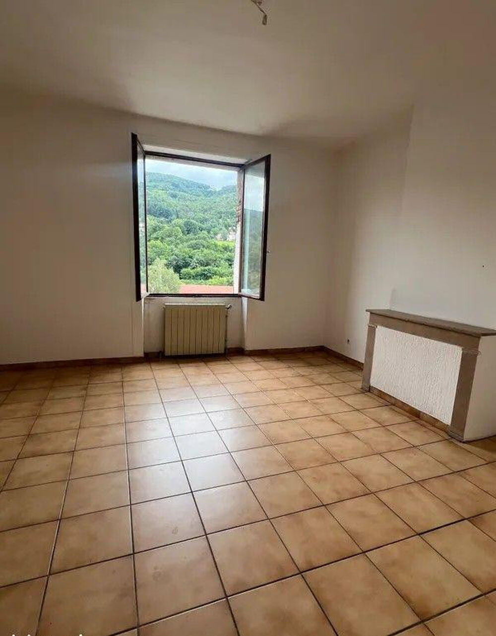 Location Appartement Beau T4 105m² idéal famille calme et verdoyant Saint-Étienne
