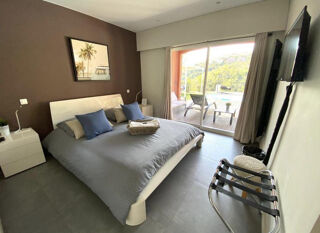  Maison à louer 5 pièces 155 m²