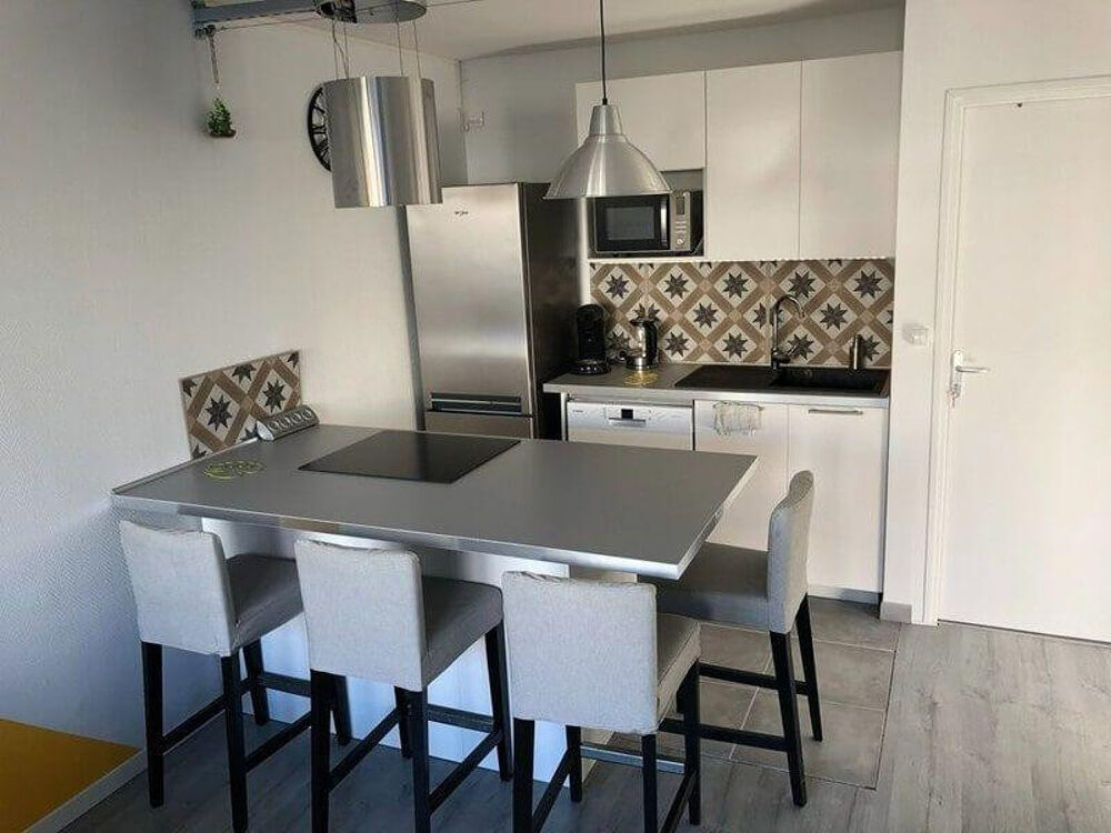 Location Appartement Chb coloc 4 filles Appt Rénové 80m² meublé 2 SDB Pessac