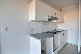  Appartement à louer 2 pièces 37 m²