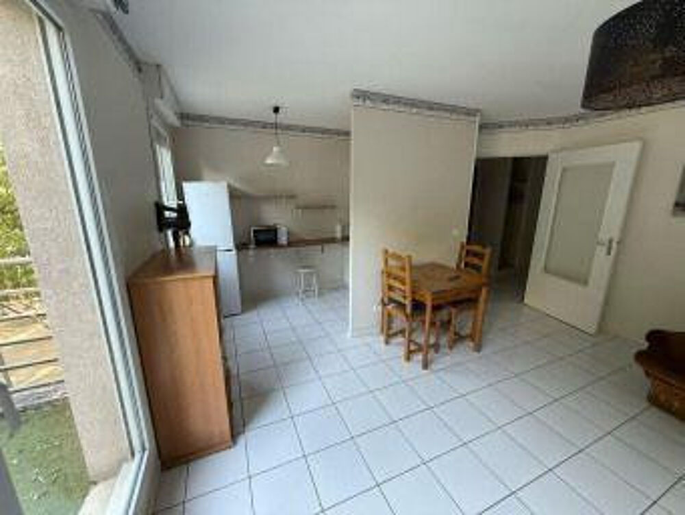 Location Appartement Beau T1 meublé de 31m² + terrasse 6m² Villeurbanne