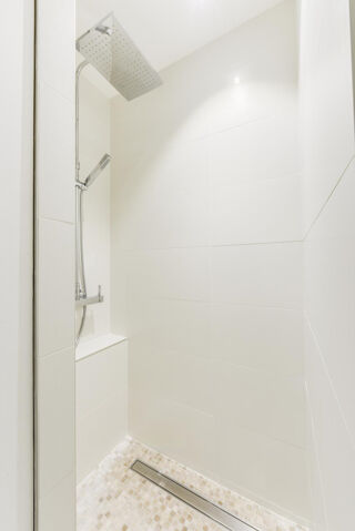  Appartement à louer 4 pièces 15 m²