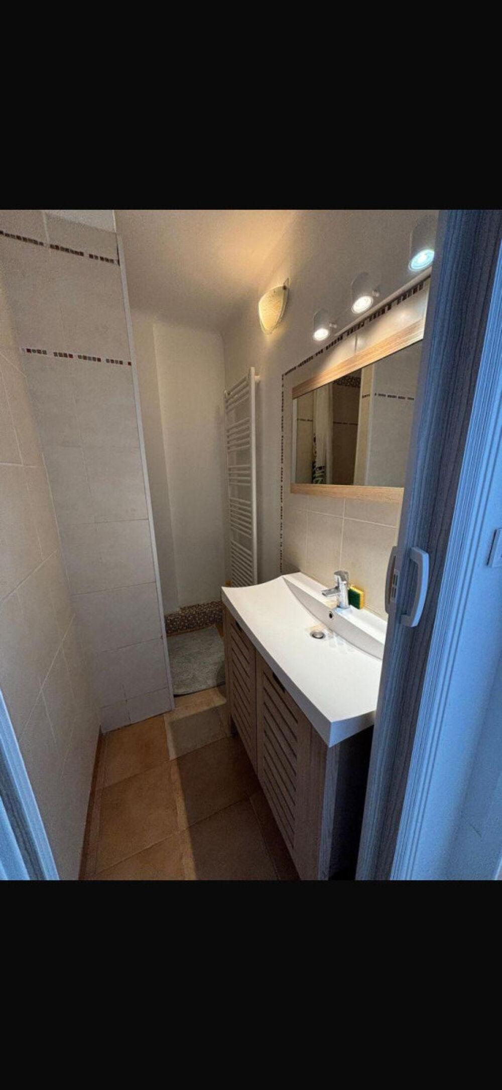 Location Appartement Appartement F3 proche centre ville, commerces Marseille 9