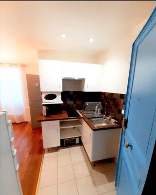 Appartement à louer 2 pièces 28 m²