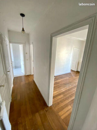 Appartement à louer 2 pièces 42 m²