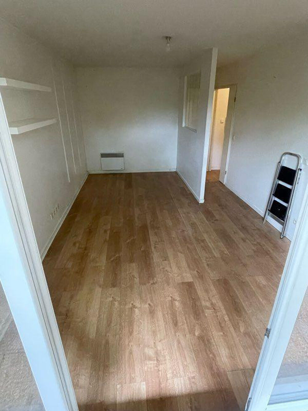 Location Appartement T1 de 31 m² avec terrasse et parking Drancy