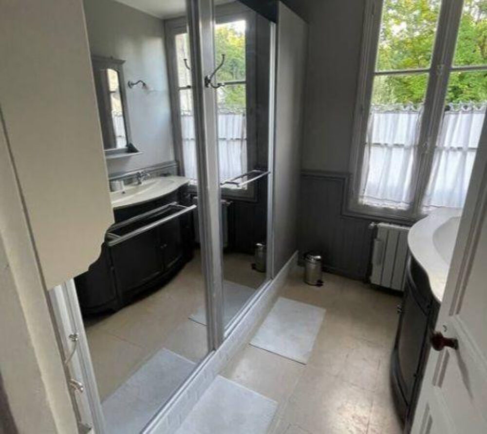 Location Appartement Très belle maison avec grands espaces communs Nesles-la-vallée