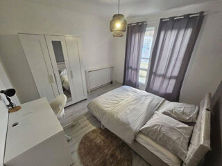  Appartement � louer 5 pi�ces 80 m�