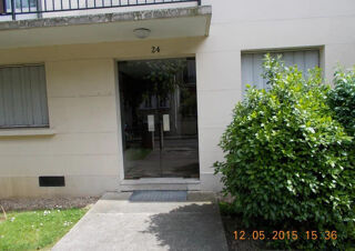  Appartement à louer 2 pièces 33 m²